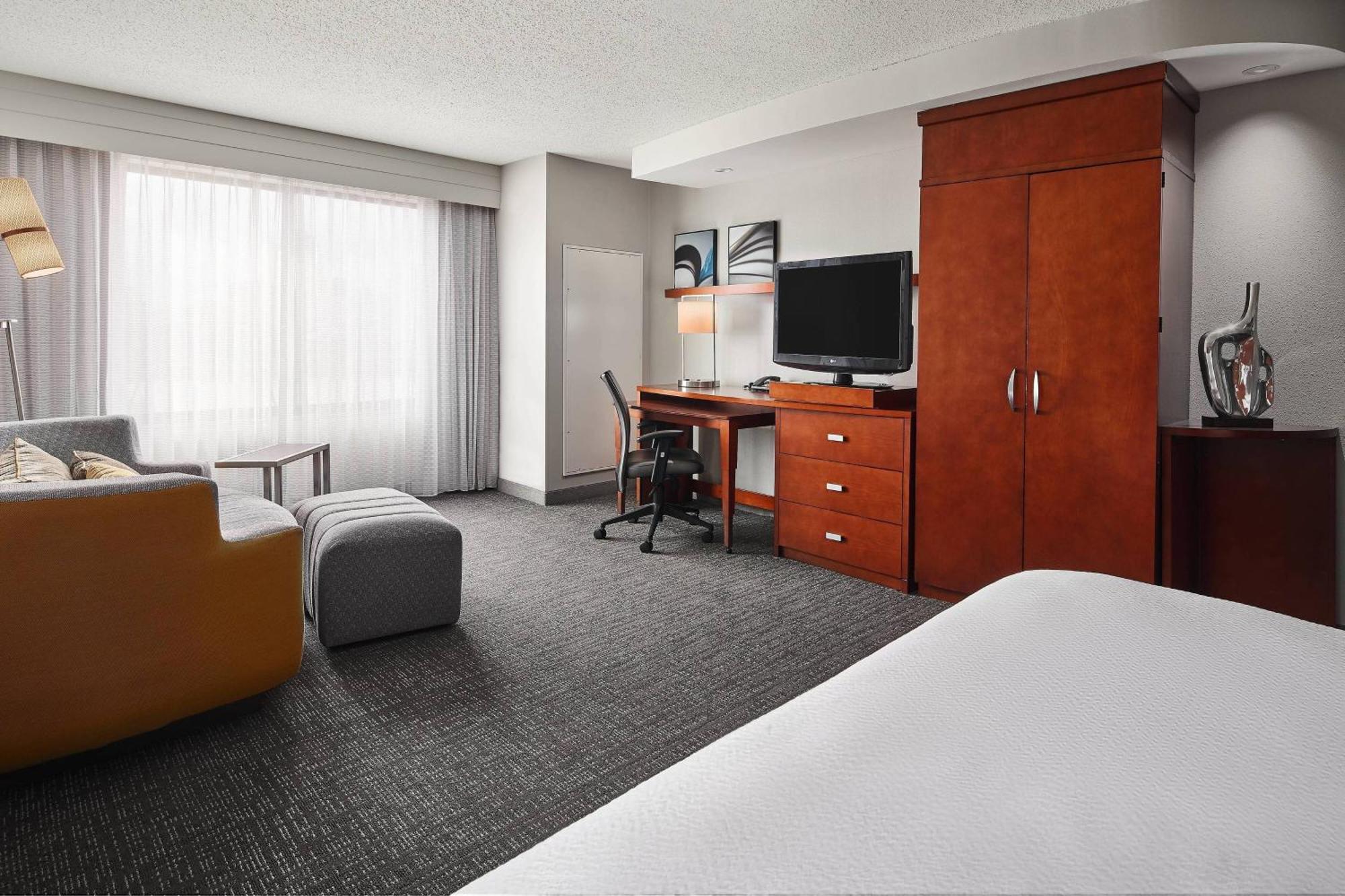 คอร์ตยาร์ด ชรีฟพอร์ต-โบเซอร์ ซิตี้/ลุยเซียนา บอร์ดวอล์ค Hotel โบเซอร์ซิตี ภายนอก รูปภาพ